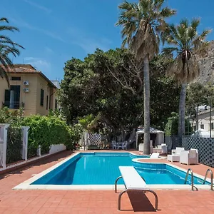 Bed and breakfast Liberty Sul Mare, Palermo